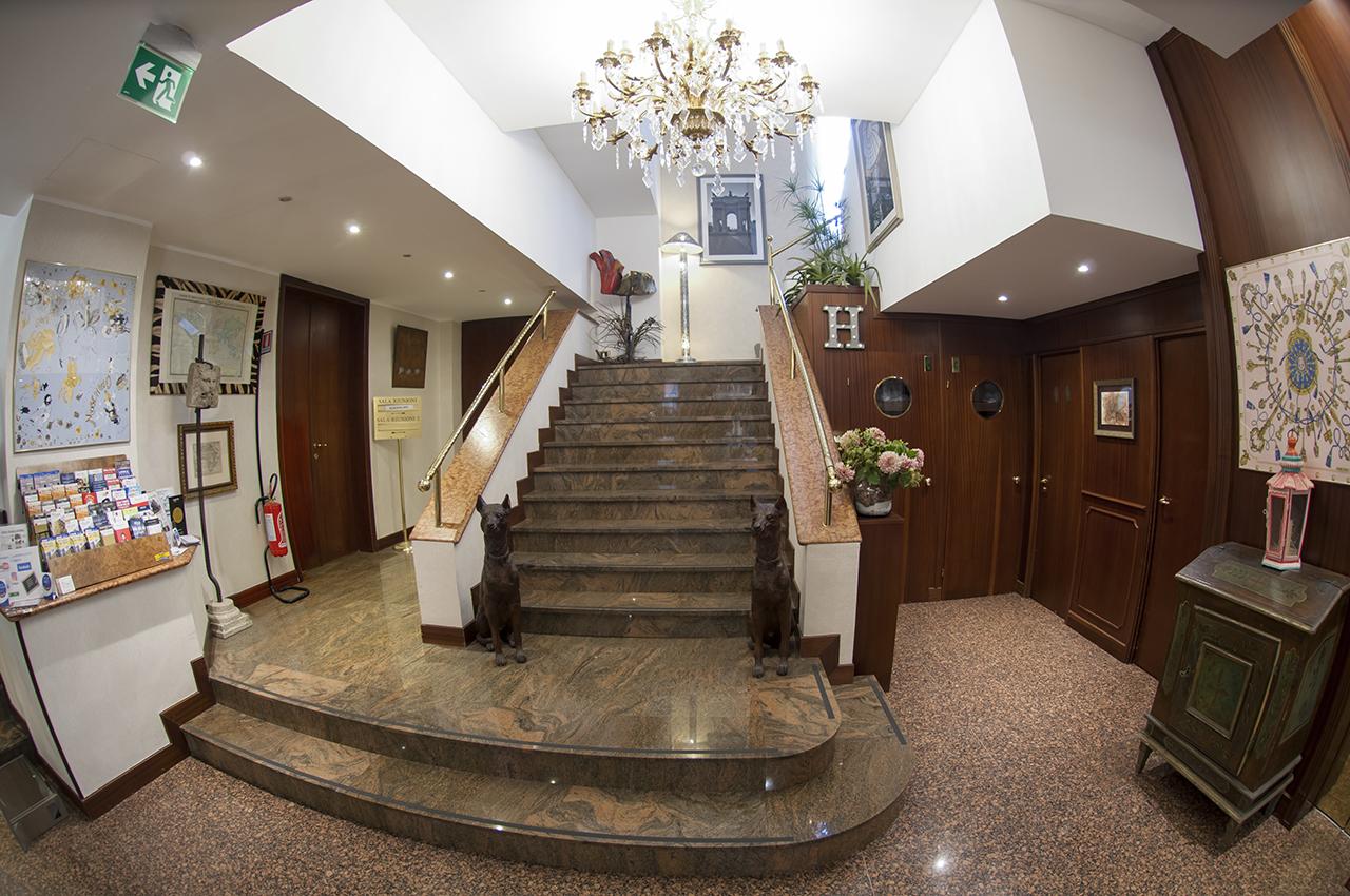 Hotel Bristol Milano Esterno foto