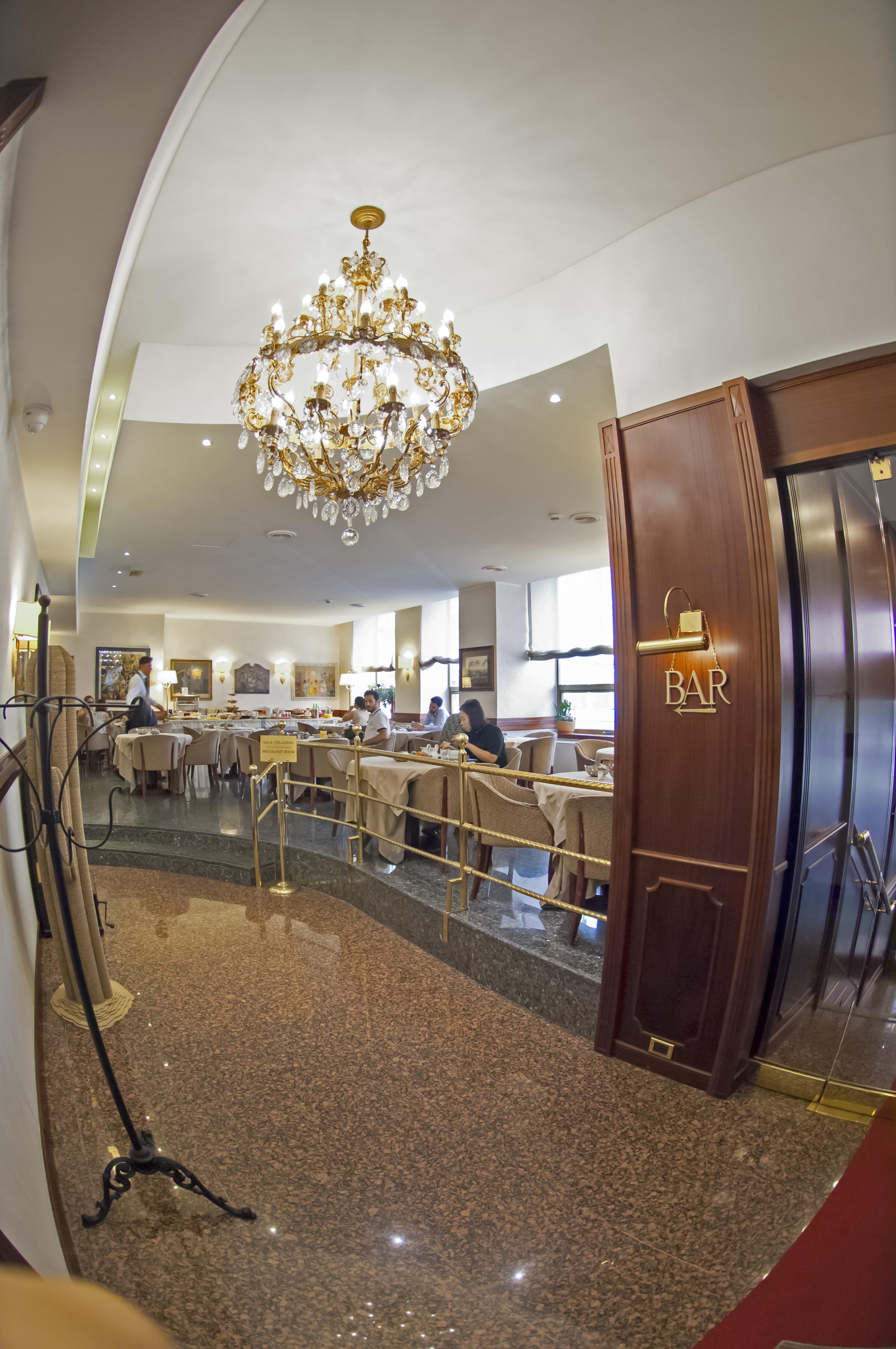 Hotel Bristol Milano Esterno foto