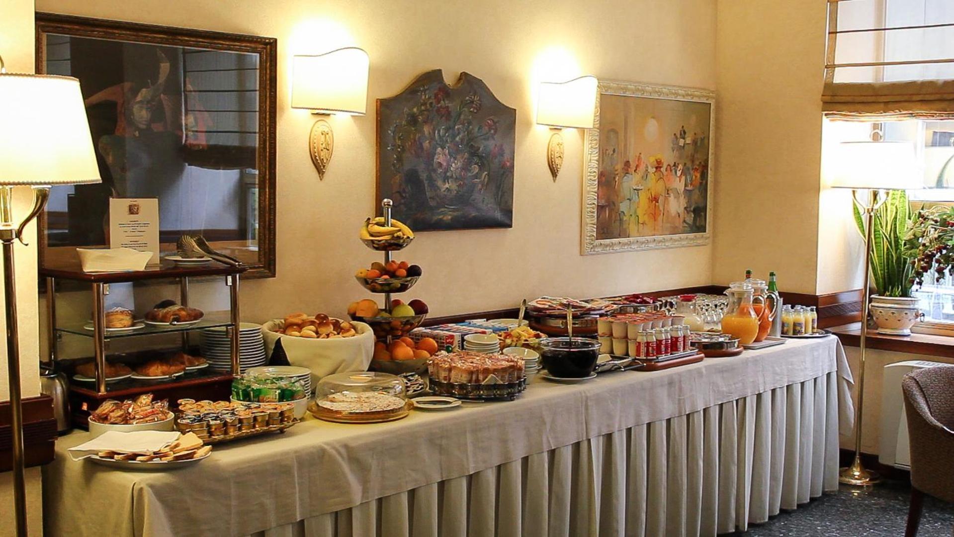 Hotel Bristol Milano Esterno foto