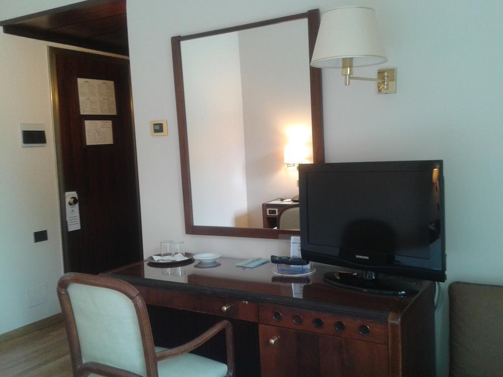 Hotel Bristol Milano Esterno foto