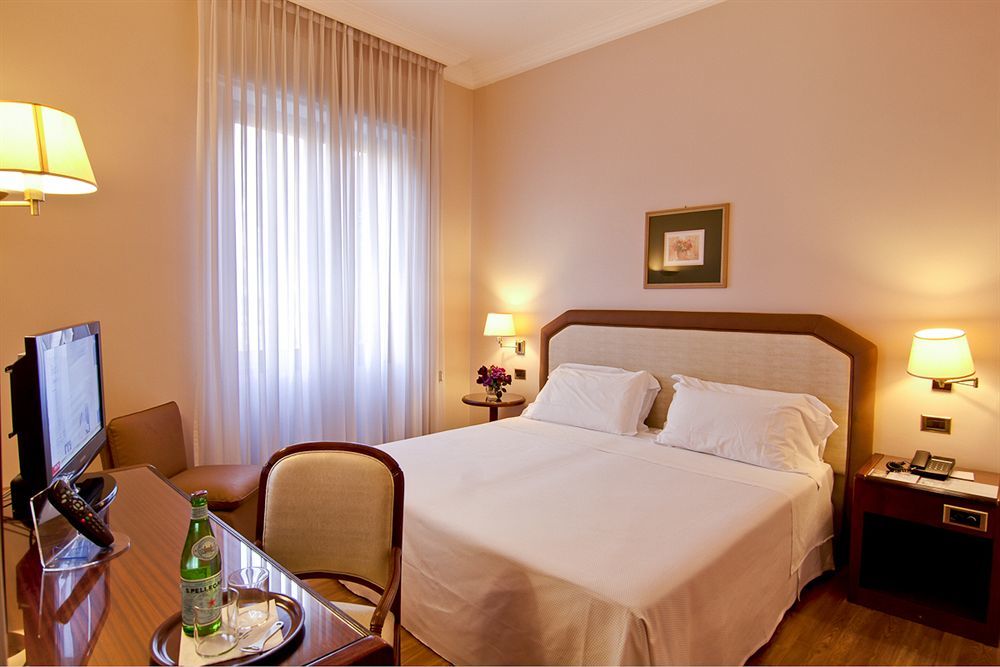 Hotel Bristol Milano Esterno foto