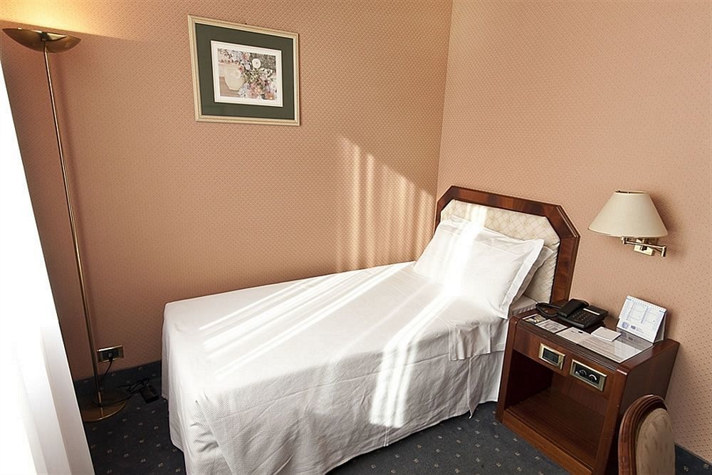 Hotel Bristol Milano Camera foto