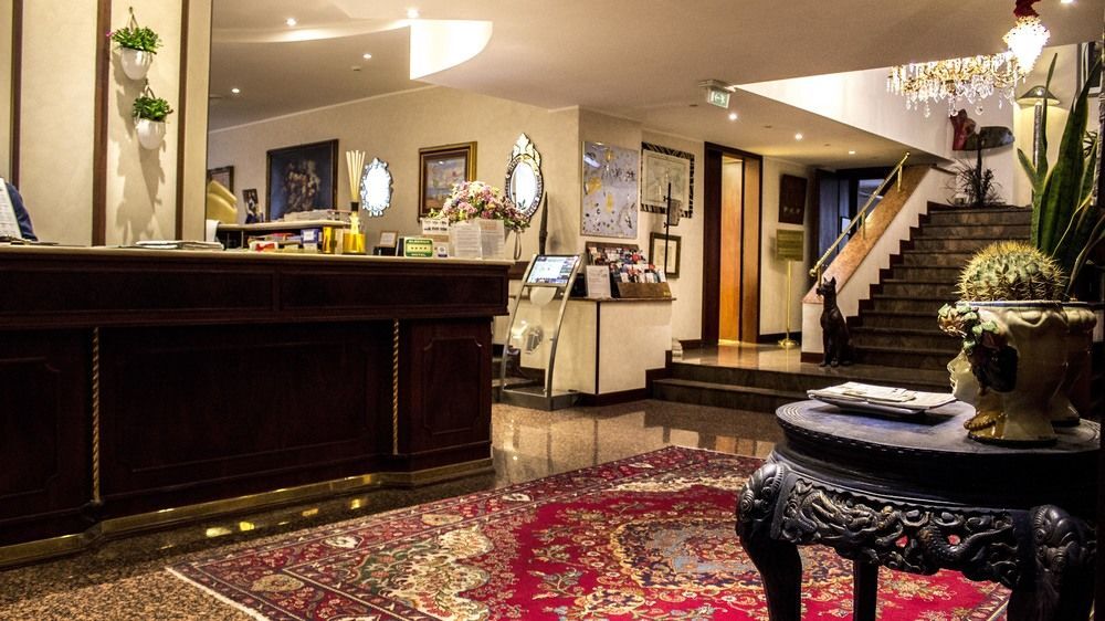 Hotel Bristol Milano Esterno foto